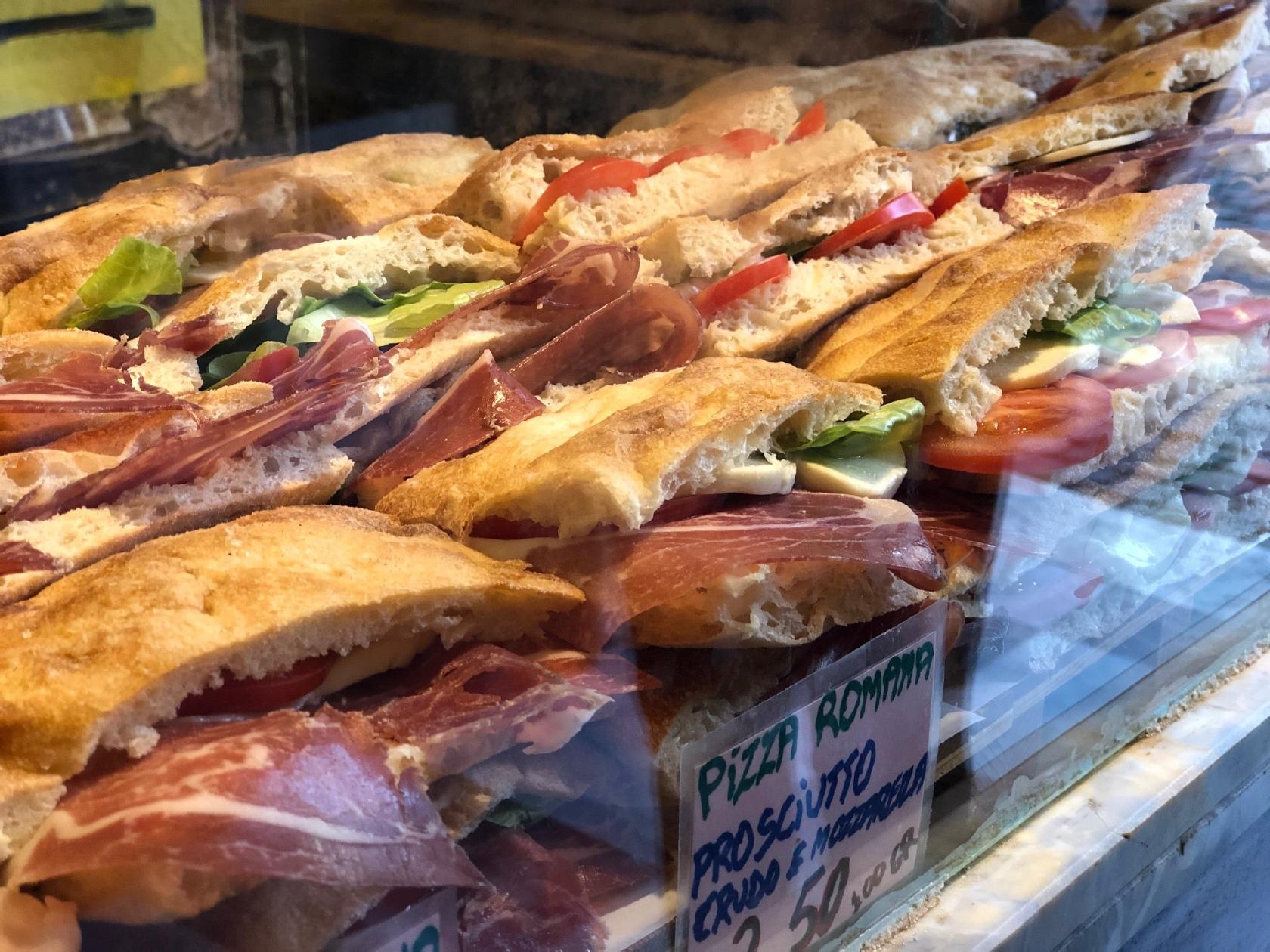 Sandwich Shop Pantheon Square, Rome